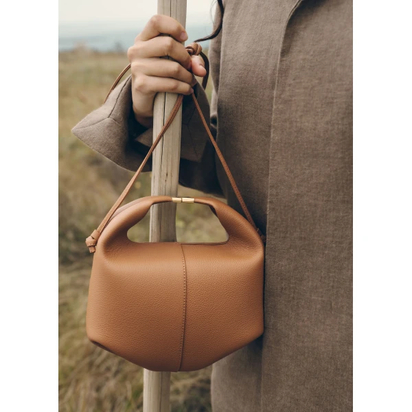 Polene Béri in Camel Bag, view 4