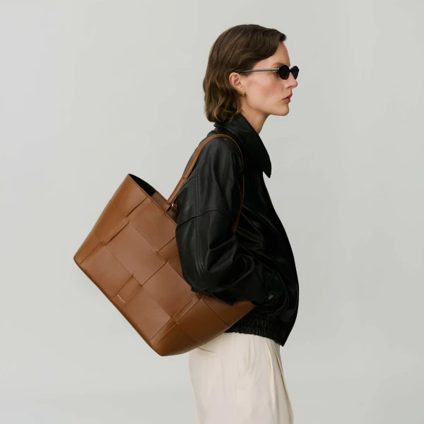 Demellier The Florence in Tan Tote Bag, view 6
