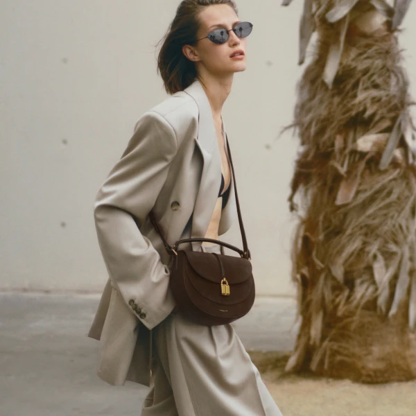 Demellier The Siena Saddle in Mocha Crossbody Bag, view 2