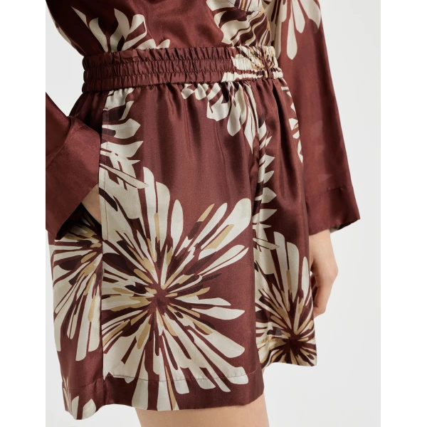 Brunello Cucinelli Bloom print shorts, view 4