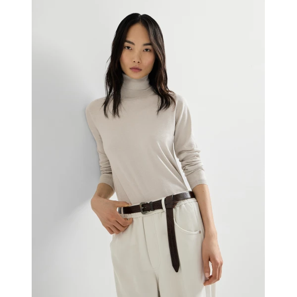 Brunello Cucinelli Cashmere and silk Sparkling sweater in Pearl Grey, view 2