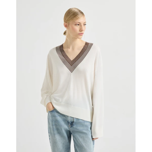 Brunello Cucinelli Cashmere and silk lightweight sweater, view 2