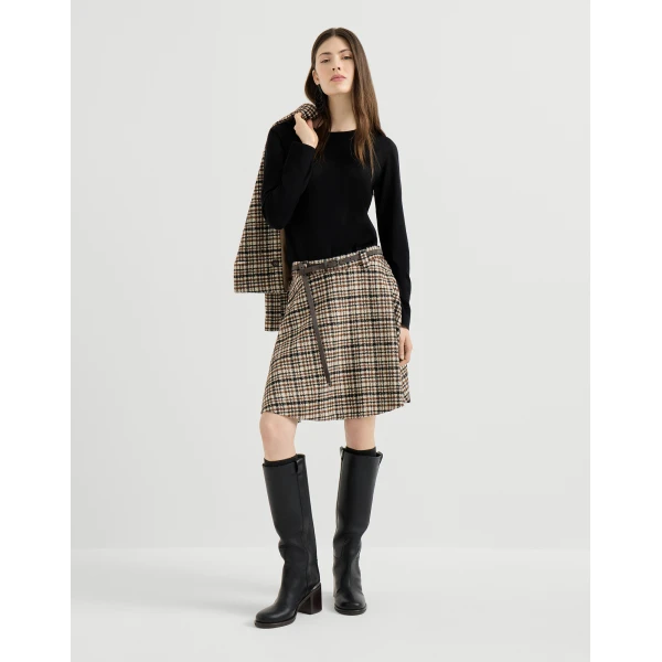 Brunello Cucinelli Cashmere and silk lightweight sweater in Black, view 6