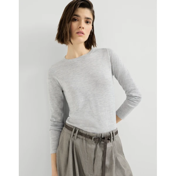 Brunello Cucinelli Cashmere and silk lightweight sweater in Light Grey, view 5
