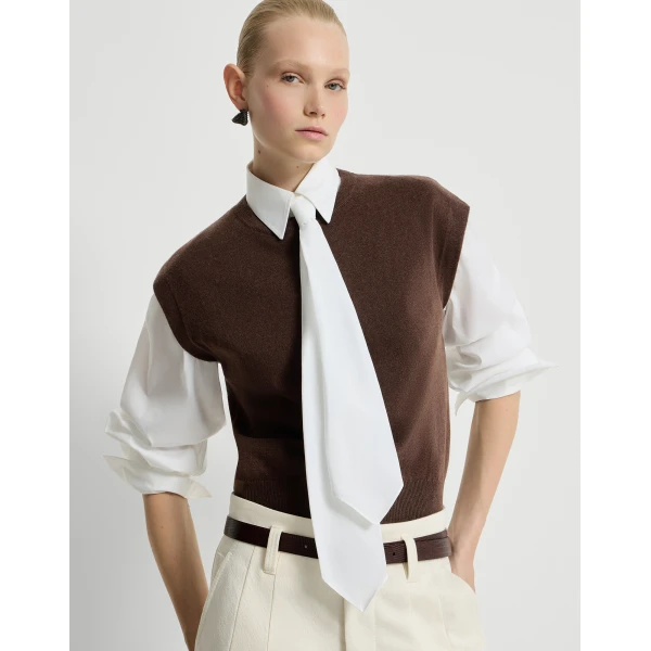 Brunello Cucinelli Cashmere knit T-shirt in Pine Cone Brown, view 5