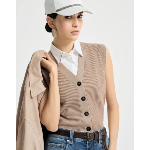Brunello Cucinelli Cashmere knit vest in Light Brown, view 5
