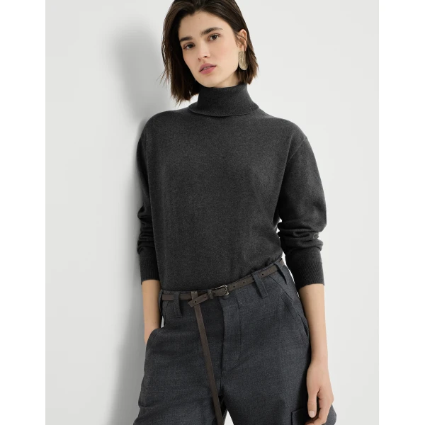 Brunello Cucinelli Cashmere turtleneck sweater in Lignite Grey, view 5