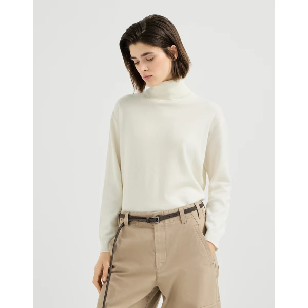 Brunello Cucinelli Cashmere turtleneck sweater in White, view 2
