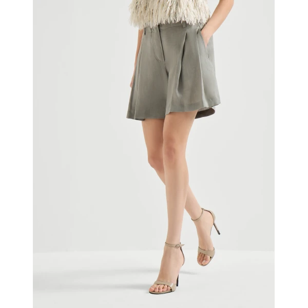 Brunello Cucinelli Linen shorts in Khaki, view 5