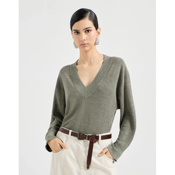 Brunello Cucinelli Linen sweater in Khaki, view 2