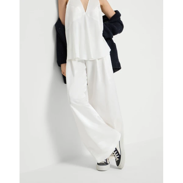 Brunello Cucinelli Loose Pleated trousers in White, view 5