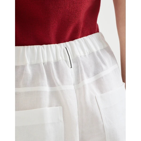 Brunello Cucinelli Pleated A-Line trousers in White, view 4