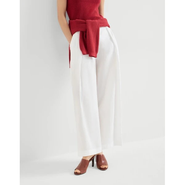Brunello Cucinelli Pleated A-Line trousers in White, view 5