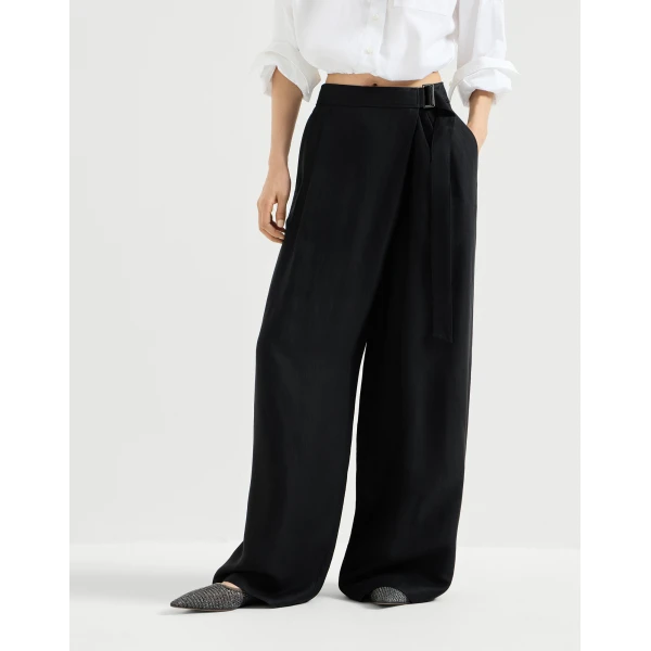 Brunello Cucinelli Sartorial wrap trousers in Black, view 2