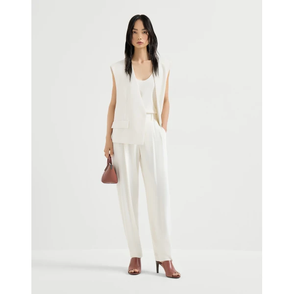 Brunello Cucinelli Slouchy trousers in White, view 6