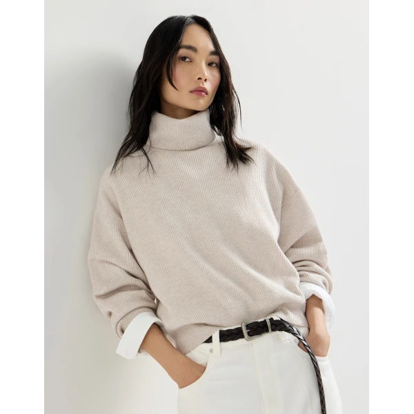 Brunello Cucinelli Wool, cashmere and silk sweater in Cool Beige, view 5