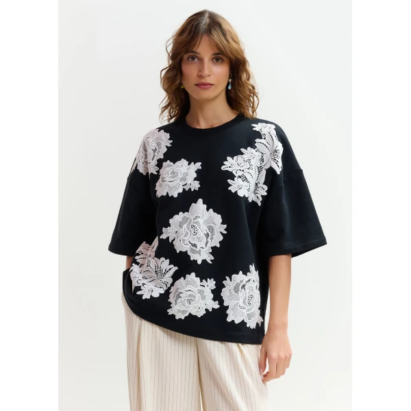 Essentiel Antwerp Black and white floral lace-embellished sweatshirt Top, view 3