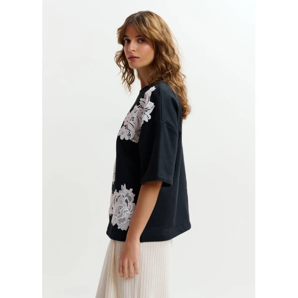 Essentiel Antwerp Black and white floral lace-embellished sweatshirt Top, view 5