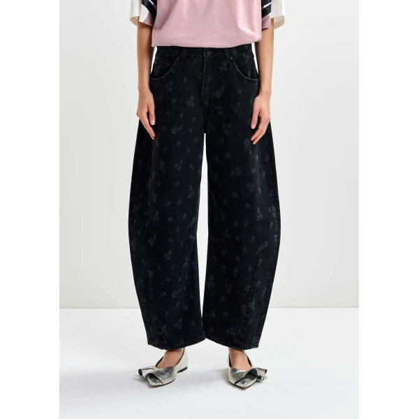 Essentiel Antwerp Black floral-print barrel-leg cropped jeans, view 3