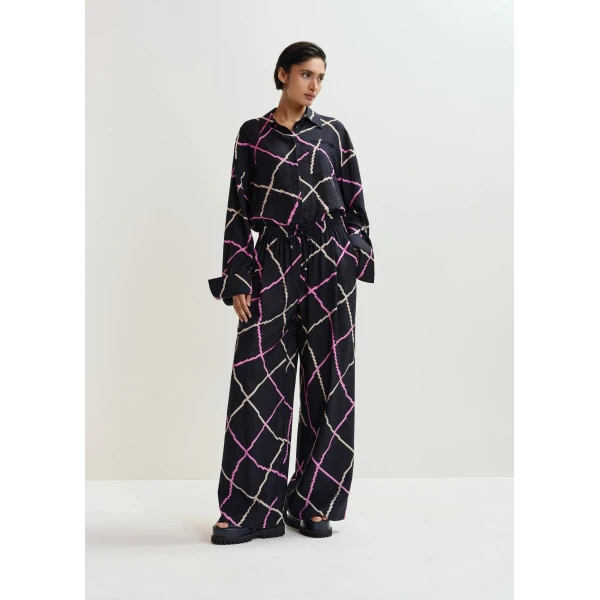 Essentiel Antwerp Black, pink and beige check print wide-leg pants, view 6