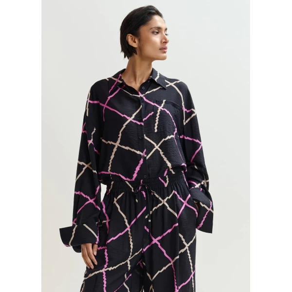 Essentiel Antwerp Black, pink and beige oversized check shirt, view 6