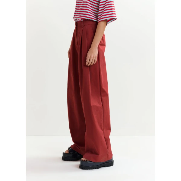 Essentiel Antwerp Burned orange pleated wide-leg pants, view 4