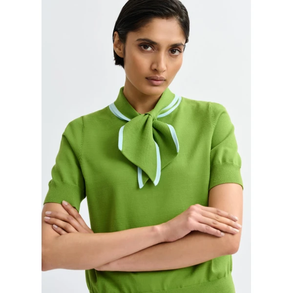 Essentiel Antwerp Green fine-knit polo with light blue scarf-like contrast collar Top, view 2