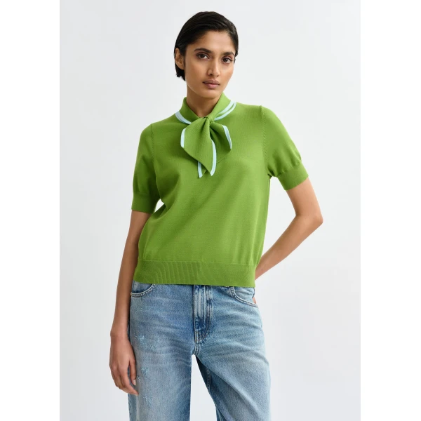Essentiel Antwerp Green fine-knit polo with light blue scarf-like contrast collar Top, view 4