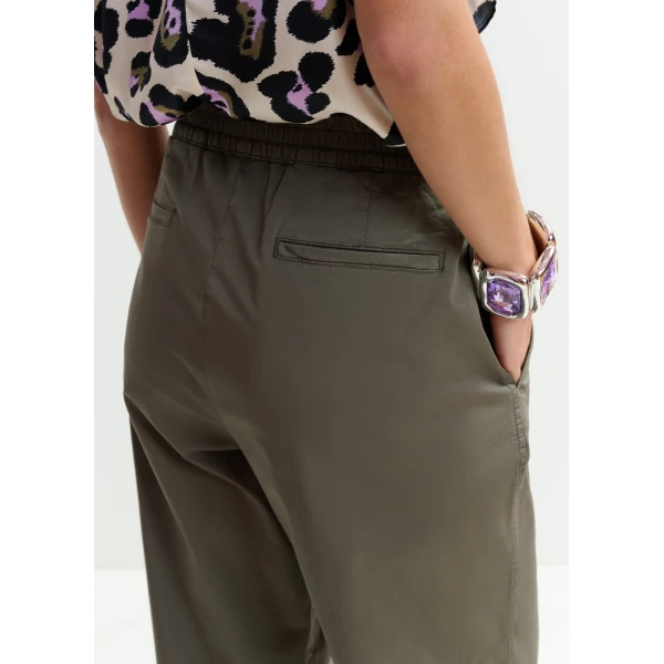 Essentiel Antwerp Khaki organic cotton-blend pants, view 5