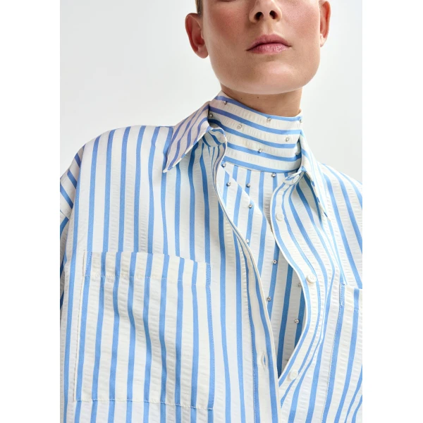 Essentiel Antwerp Light blue and off-white oversized shirt with rhinestone embellishments and layered bib, view 4