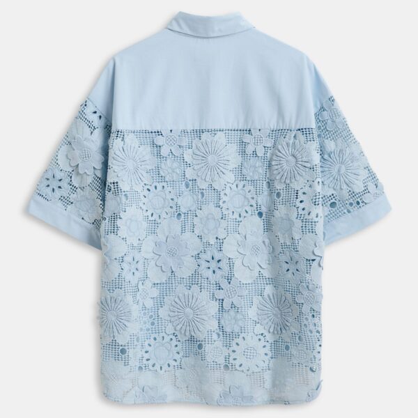 Essentiel Antwerp Light blue oversized cotton short-sleeve shirt with lace inserts, view 2
