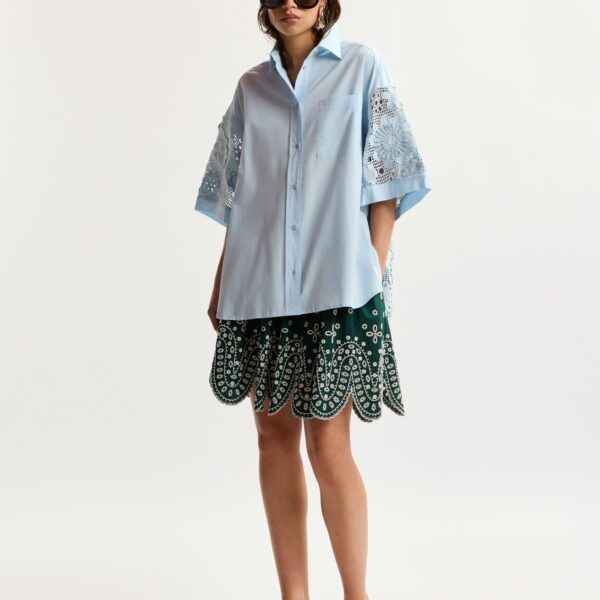 Essentiel Antwerp Light blue oversized cotton short-sleeve shirt with lace inserts, view 4