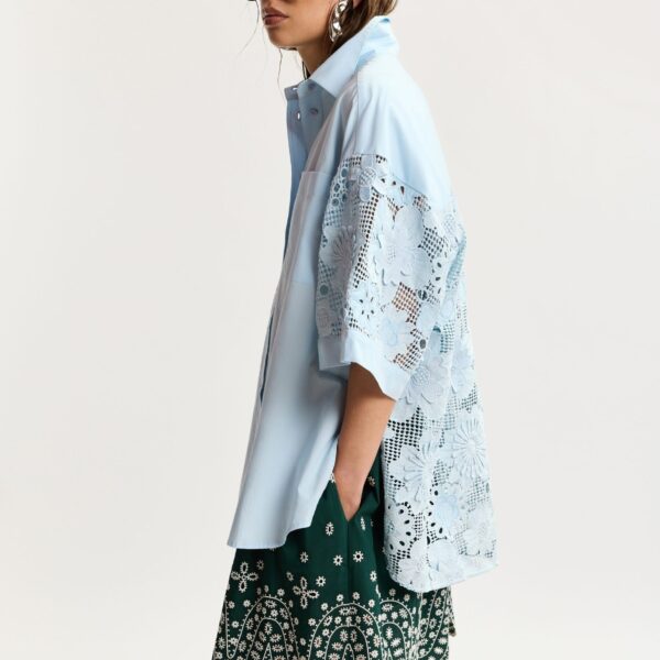 Essentiel Antwerp Light blue oversized cotton short-sleeve shirt with lace inserts, view 5