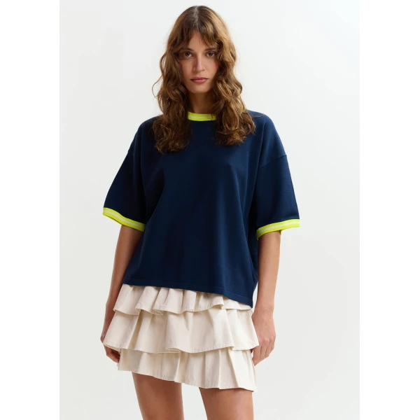 Essentiel Antwerp Navy slightly cropped knit T-shirt with bright yellow contrasting trim, view 2
