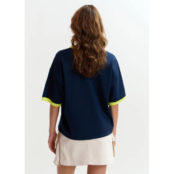 Essentiel Antwerp Navy slightly cropped knit T-shirt with bright yellow contrasting trim, view 4