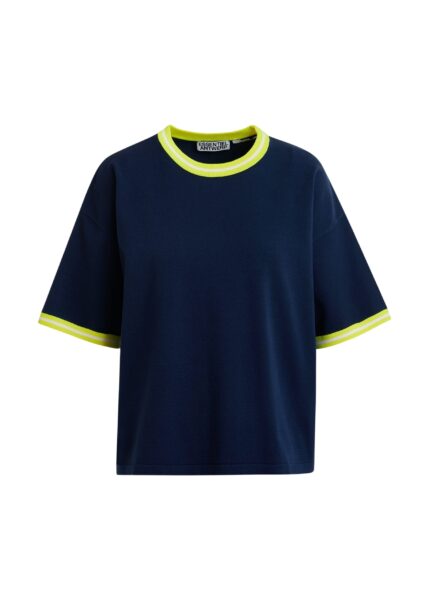 Navy slightly cropped knit T-shirt with bright yellow contrasting trim