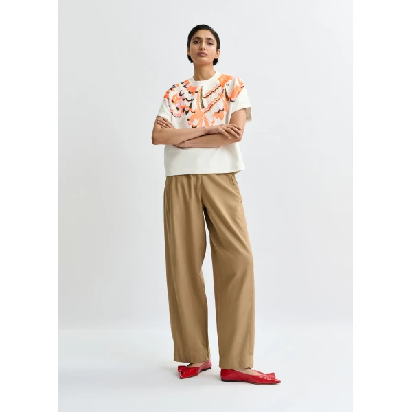 Essentiel Antwerp Off-white cotton sweatshirt with multicolor feather embellishments Top, view 4