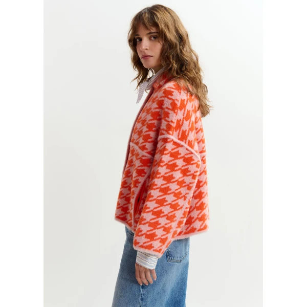 Essentiel Antwerp Orange and dusty pink houndstooth knit cardigan, view 4