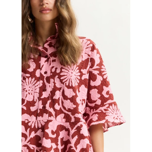 Essentiel Antwerp Pink and dark red peplum cotton shirt with contrasting collar, view 3