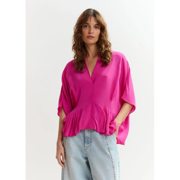 Essentiel Antwerp Pink oversized top with peplum hemline, view 3