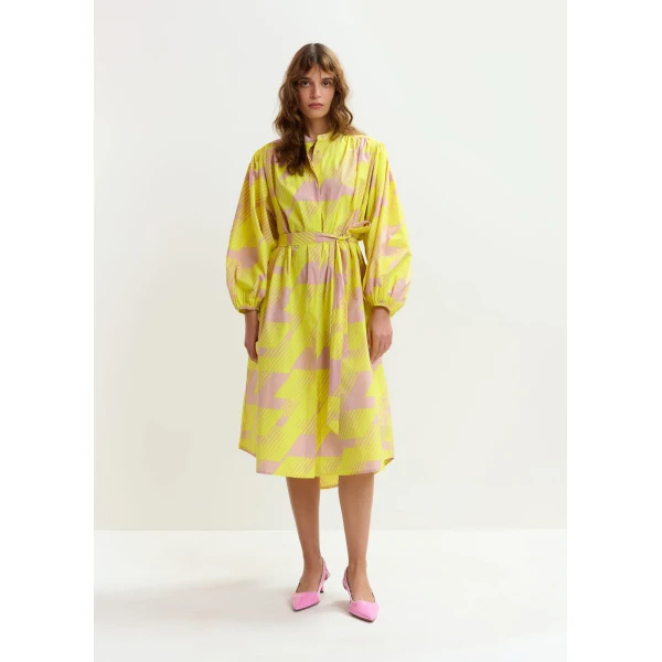 Essentiel Antwerp Yellow and brown knee-length shirt dress with mandarin collar, view 3