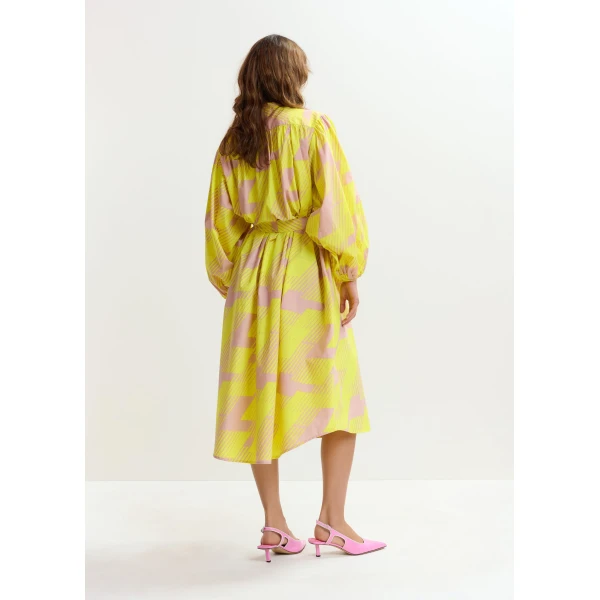 Essentiel Antwerp Yellow and brown knee-length shirt dress with mandarin collar, view 5