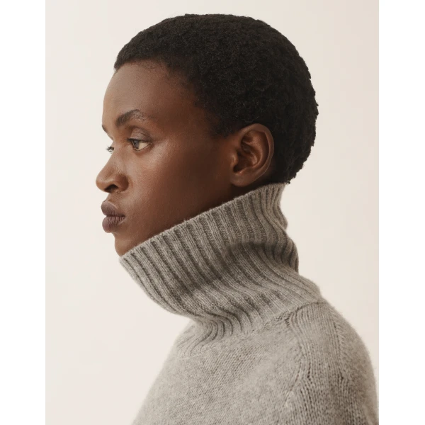 Fabiana Filippi Cashmere Turtleneck Sweater in Grey, view 5