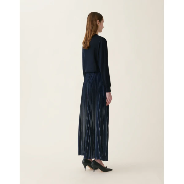 Fabiana Filippi Pleated Crêpe de Chine Skirt in Midnight Blue, view 4