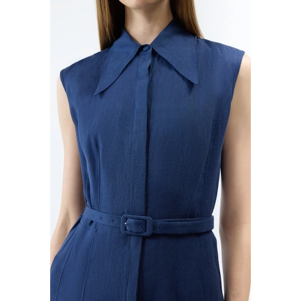 Gabriela Hearst Durand Pleated Maxi Shirtdress in Electric Navy Aloe Linen Dress, view 5