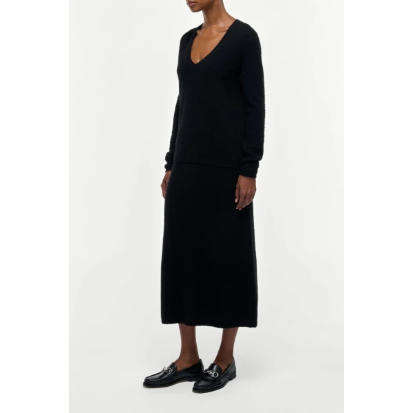 Gabriela Hearst Vesper Knit V-Neck Sweater in Black Brushed Cashmere, view 4
