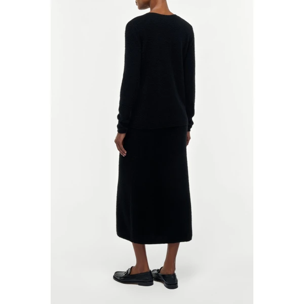 Gabriela Hearst Vesper Knit V-Neck Sweater in Black Brushed Cashmere, view 5