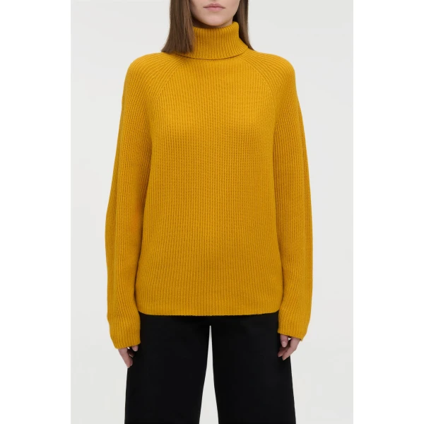 Gabriela Hearst Wigman Knit Turtleneck Sweater in Golden Birch Cashmere, view 2