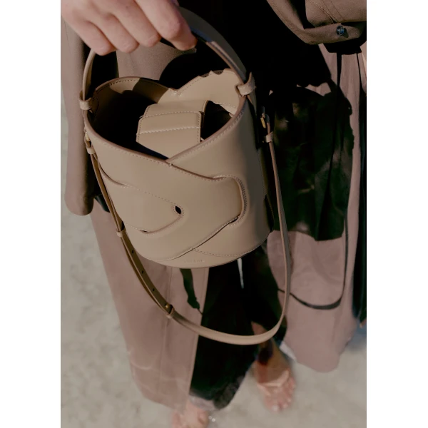 Polene Nodde Seau in Taupe Bag, view 4