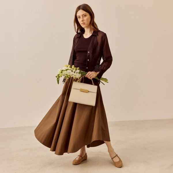 Ateliers Auguste Capucine in Off White, view 2